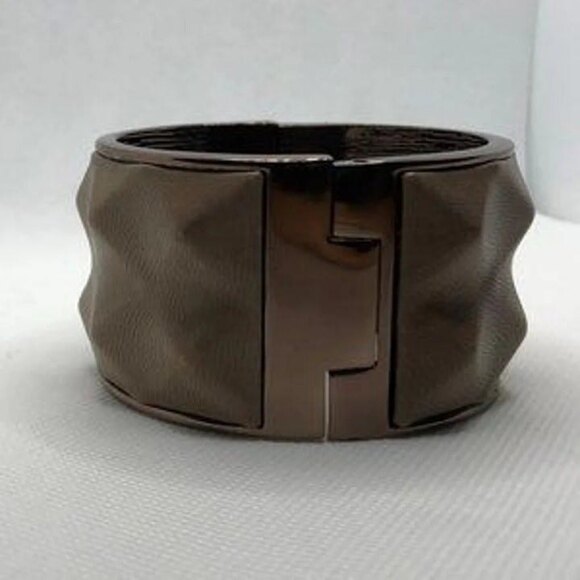 Vince Camuto Pyramid Leather Covered Bronze Bangle - Picture 5 of 8
